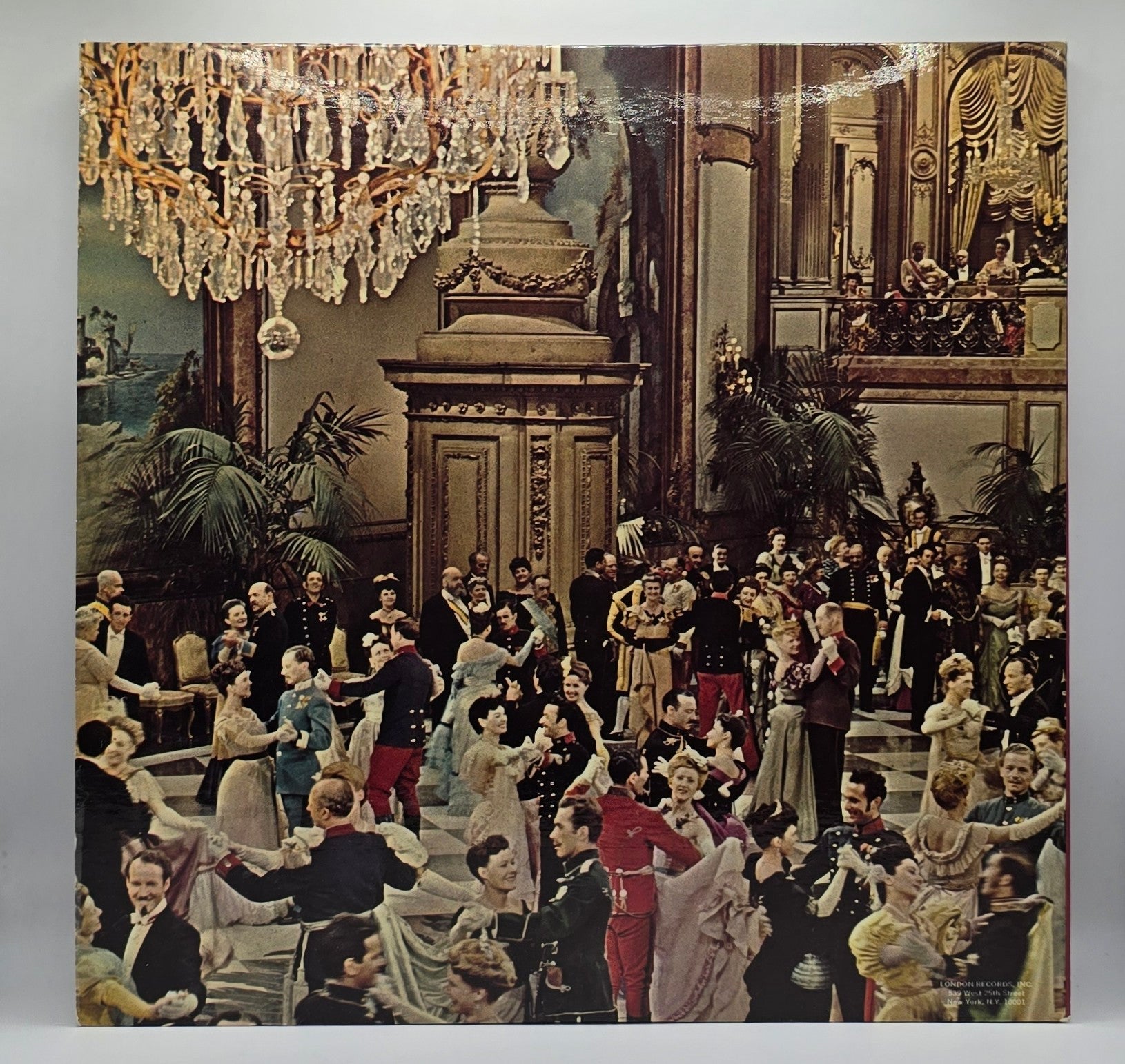 Strauss* - Antal Dorati, London Philharmonic Orchestra - Strauss Waltzes (LP) (Very Good Plus (VG+))